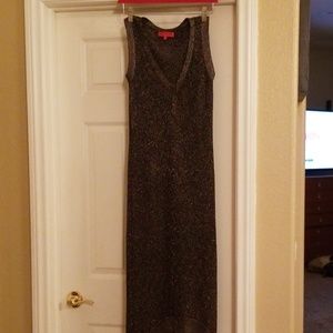 Evening dress shimmer head to toe
